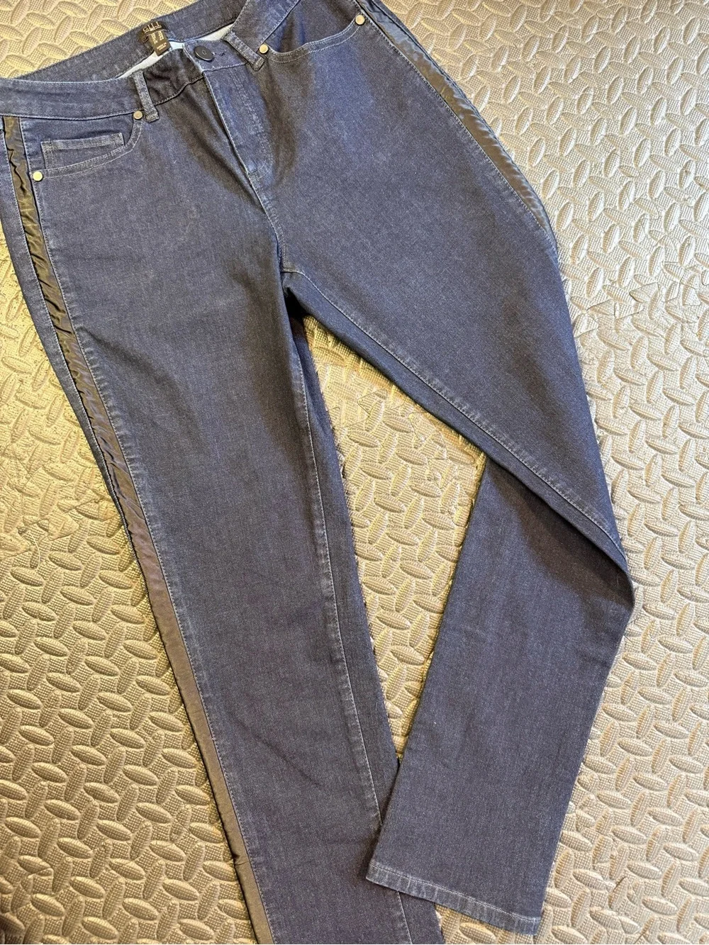 G.I.L.I. Dark Blue Jeans Black Tuxedo Stripe Size 10 Slim Straight